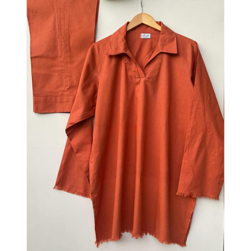 frayed-sleeves-frayed-hem-premium-self-cotton-rust-cotton-coord-silhouettebysl-main Rust textured cotton co-ord set with frayed hem and collar neckline